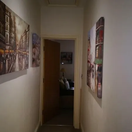 20, The Moorings Apartamento